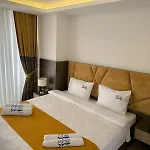 Aparthotel Nurel Shark