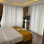 Aparthotel Nurel Shark