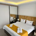Aparthotel Nurel Shark
