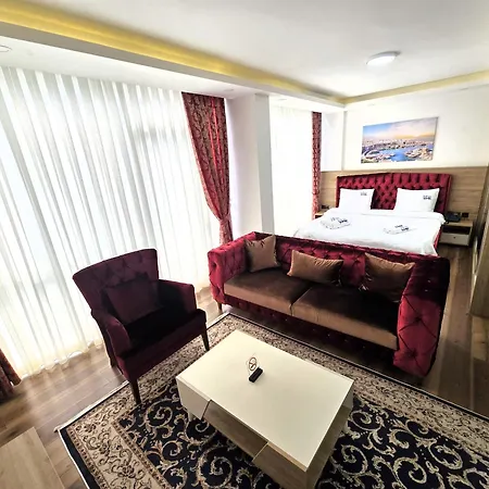 Hotel Nurel Shark 3*