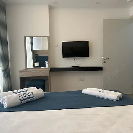 Nurel Shark 3* Kirenia