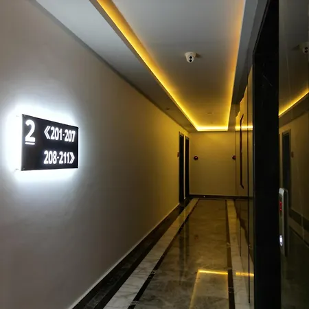 Nurel Shark Hotel