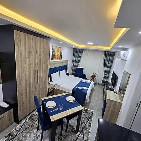 Nurel Shark Aparthotel