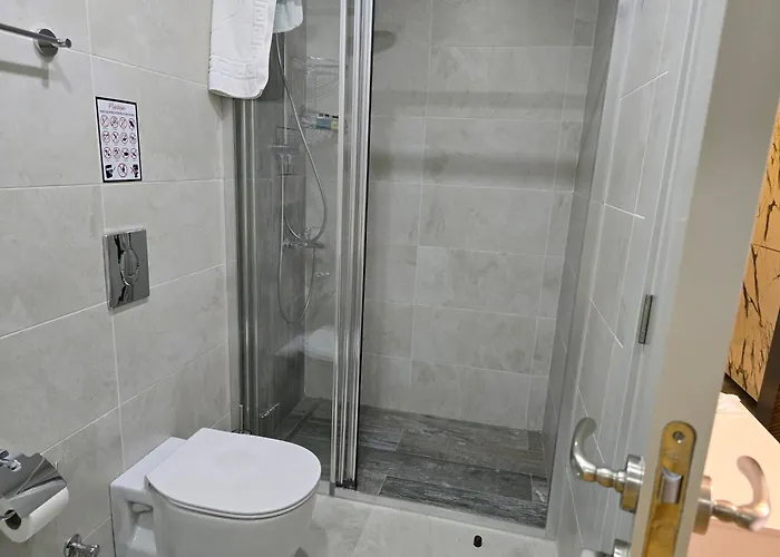 Nurel Shark ホテル