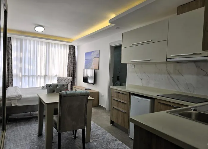 ホテル Nurel Shark