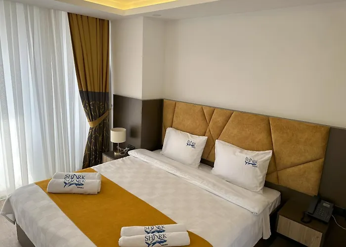 ホテル Nurel Shark