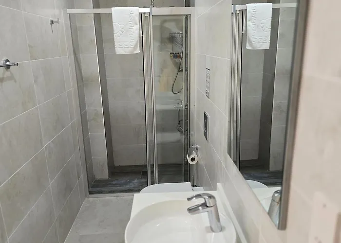 ホテル Nurel Shark 3*