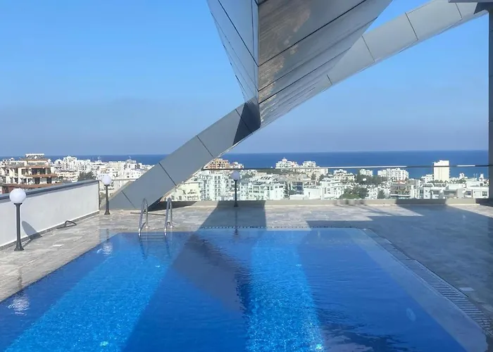 ホテル Nurel Shark キレニア