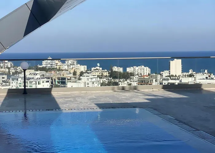 ホテル Nurel Shark キレニア