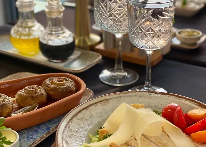 Nurel Shark ホテル